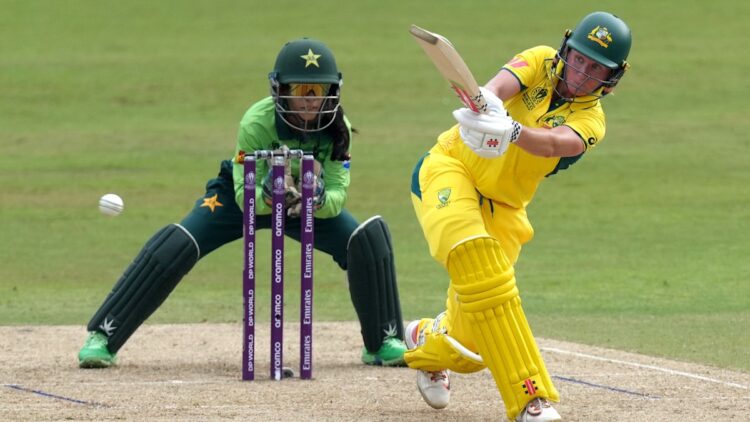 Australia defeat Pakistan, Beth Mooney century, batting collapse