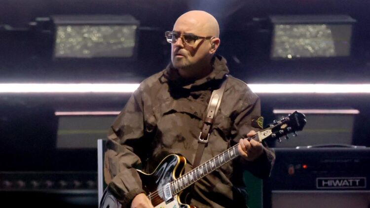 Oasis’ Paul Arthurs Steps Away From Tour For Most cancers Therapy