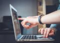 Do employers use LinkedIn to judge candidates?