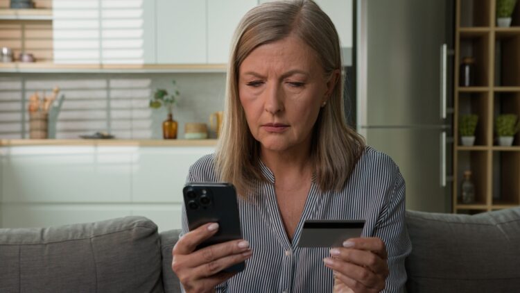 The Silent Surge of Credit score Card Debt Among the many 50-Plus Technology