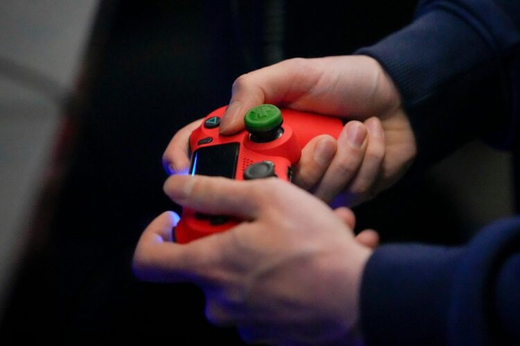 FaZe, Heretics, Falcons choose up wins at CDL Stage 1 Main qualifiers