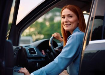 2 Issues Financially Steady Individuals Stopped Shopping for Years In the past