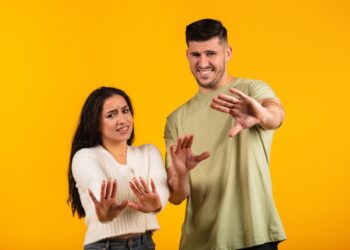 What Twin-Earner {Couples} Cease Shopping for As soon as They Monitor This One Quantity