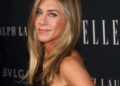 Jennifer Aniston on “Faux” Blonde Hair, Pure Brunette